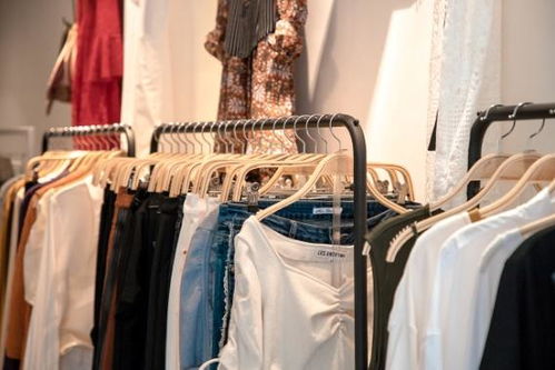 開服裝店，如何巧妙應對顧客對價格的質疑