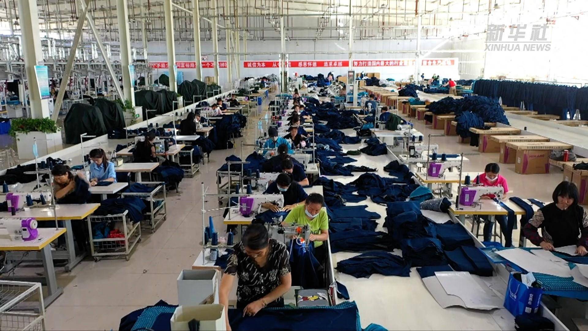 新春走基層 鄉(xiāng)村就業(yè)工廠助力甘肅古浪穩(wěn)就業(yè)促振興